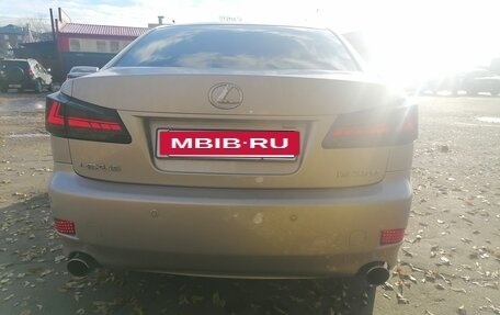 Lexus IS II рестайлинг 2, 2005 год, 1 500 000 рублей, 4 фотография