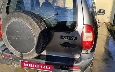 Chevrolet Niva I рестайлинг, 2006 год, 300 000 рублей, 4 фотография