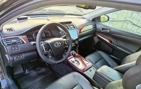 Toyota Camry, 2014 год, 1 730 000 рублей, 9 фотография