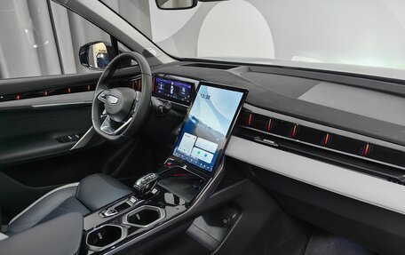 Geely Atlas, 2023 год, 2 626 000 рублей, 13 фотография