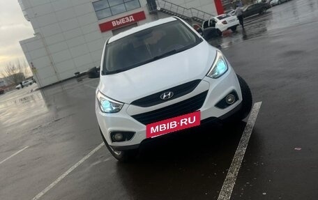 Hyundai ix35 I рестайлинг, 2015 год, 1 290 000 рублей, 2 фотография