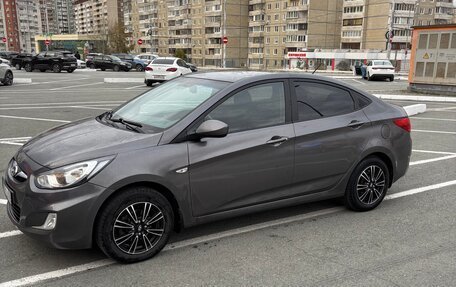 Hyundai Solaris II рестайлинг, 2012 год, 740 000 рублей, 7 фотография