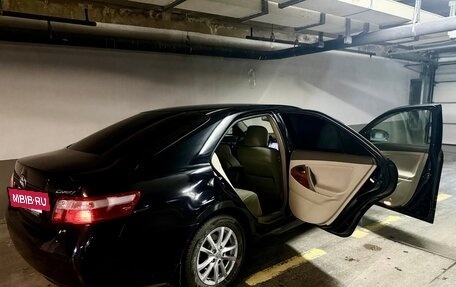 Toyota Camry, 2011 год, 1 650 000 рублей, 5 фотография