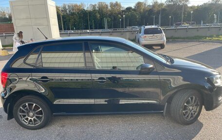 Volkswagen Polo VI (EU Market), 2012 год, 750 000 рублей, 1 фотография