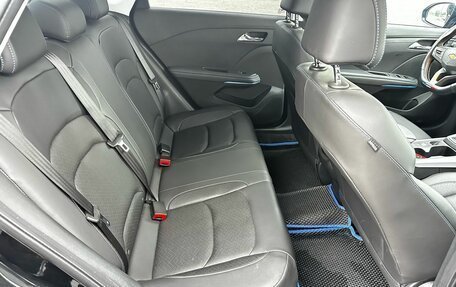 Chevrolet Monza, 2024 год, 1 880 000 рублей, 28 фотография