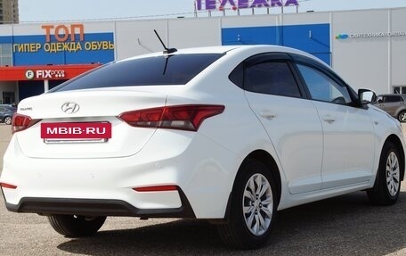 Hyundai Solaris II рестайлинг, 2017 год, 1 400 000 рублей, 4 фотография