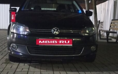 Volkswagen Polo VI (EU Market), 2014 год, 800 000 рублей, 4 фотография