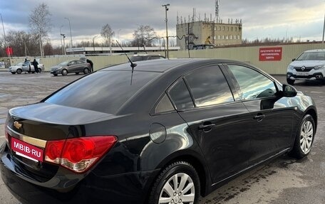 Chevrolet Cruze II, 2011 год, 790 000 рублей, 9 фотография