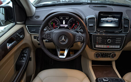 Mercedes-Benz GLS, 2017 год, 4 499 000 рублей, 11 фотография