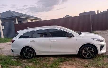 KIA cee'd III, 2019 год, 1 800 000 рублей, 4 фотография
