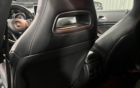 Mercedes-Benz A-Класс, 2017 год, 1 850 000 рублей, 2 фотография