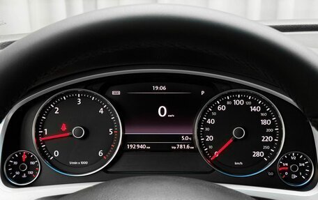 Volkswagen Touareg III, 2013 год, 2 349 000 рублей, 12 фотография