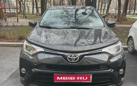 Toyota RAV4, 2016 год, 2 500 000 рублей, 1 фотография