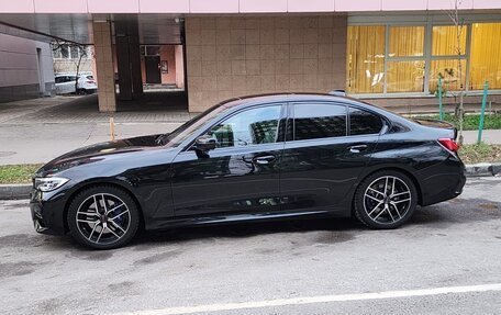 BMW 3 серия, 2019 год, 4 250 000 рублей, 3 фотография