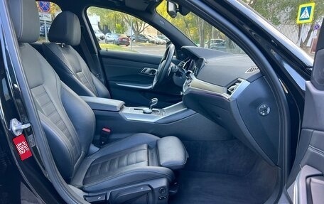 BMW 3 серия, 2019 год, 4 250 000 рублей, 18 фотография