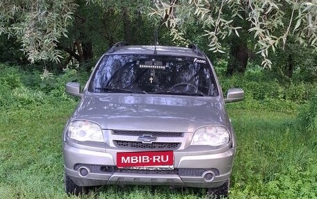 Chevrolet Niva I рестайлинг, 2012 год, 480 000 рублей, 11 фотография