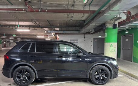 Volkswagen Tiguan II, 2021 год, 4 300 000 рублей, 3 фотография