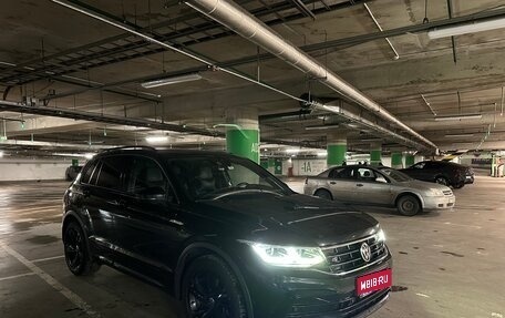 Volkswagen Tiguan II, 2021 год, 4 300 000 рублей, 1 фотография