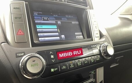 Toyota Land Cruiser Prado 150 рестайлинг 2, 2012 год, 2 535 000 рублей, 13 фотография