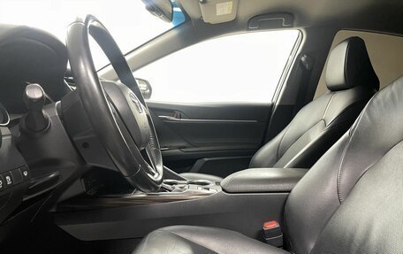 Toyota Camry, 2019 год, 2 699 000 рублей, 11 фотография