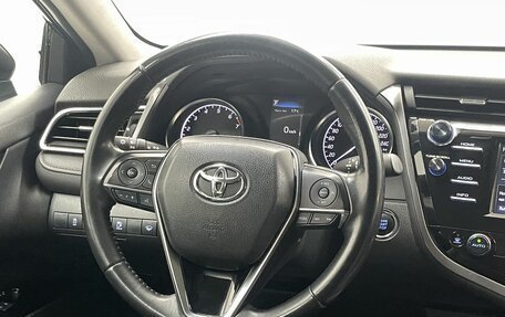 Toyota Camry, 2019 год, 2 699 000 рублей, 21 фотография