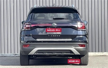 Volkswagen T-Cross I, 2022 год, 1 370 003 рублей, 6 фотография