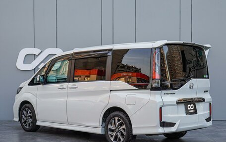 Honda Stepwgn IV, 2021 год, 3 270 000 рублей, 2 фотография