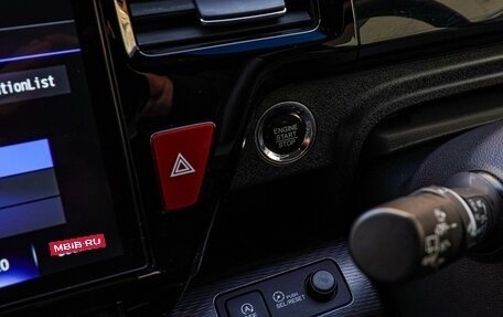 Honda Stepwgn IV, 2021 год, 3 270 000 рублей, 14 фотография