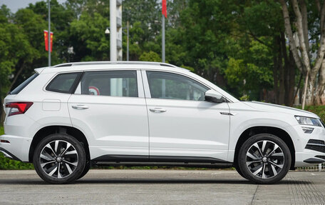 Skoda Karoq I, 2025 год, 2 210 013 рублей, 8 фотография