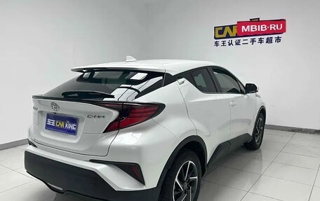 Toyota C-HR I рестайлинг, 2022 год, 1 880 001 рублей, 8 фотография