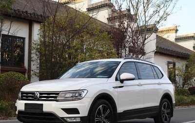 Volkswagen Tiguan II, 2022 год, 1 850 300 рублей, 1 фотография