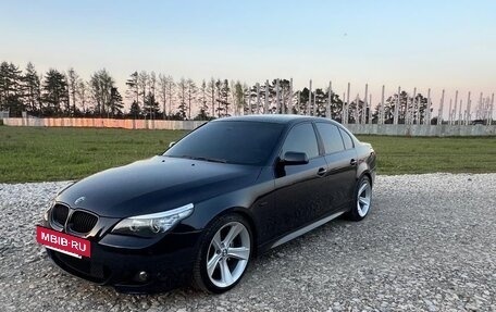 BMW 5 серия, 2004 год, 1 190 000 рублей, 17 фотография