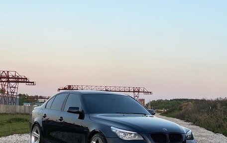 BMW 5 серия, 2004 год, 1 190 000 рублей, 19 фотография