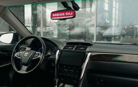 Toyota Camry, 2015 год, 2 150 000 рублей, 10 фотография