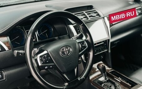 Toyota Camry, 2015 год, 2 150 000 рублей, 11 фотография