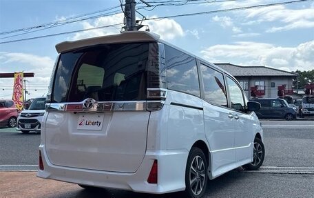 Toyota Voxy III, 2021 год, 2 050 003 рублей, 5 фотография