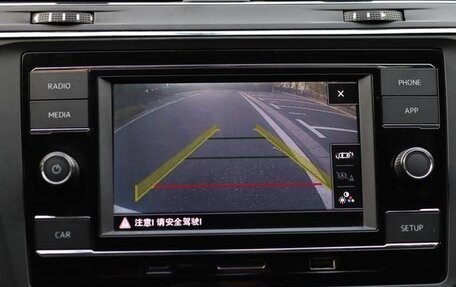 Volkswagen Tiguan II, 2022 год, 1 850 300 рублей, 10 фотография