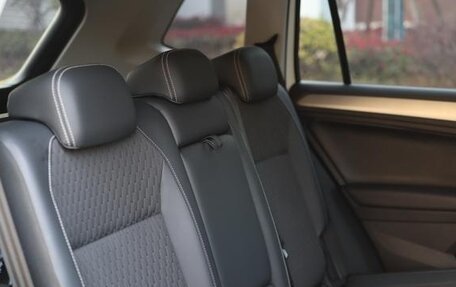 Volkswagen Tiguan II, 2022 год, 1 850 300 рублей, 9 фотография