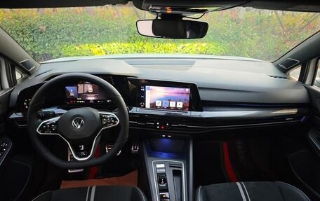 Volkswagen Golf VIII, 2022 год, 1 620 300 рублей, 7 фотография