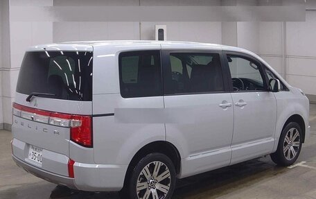 Mitsubishi Delica D:5 I, 2025 год, 3 500 000 рублей, 4 фотография