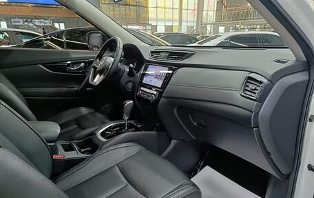 Nissan X-Trail, 2020 год, 1 700 000 рублей, 12 фотография