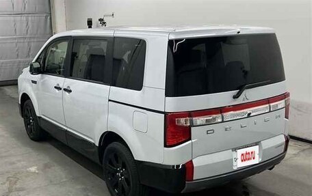 Mitsubishi Delica D:5 I, 2025 год, 3 200 000 рублей, 2 фотография