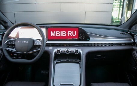 CheryExeed TXL, 2024 год, 3 800 000 рублей, 21 фотография