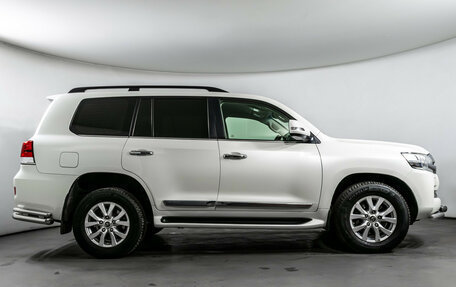 Toyota Land Cruiser 200, 2019 год, 7 290 000 рублей, 4 фотография