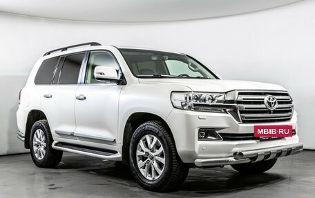 Toyota Land Cruiser 200, 2019 год, 7 290 000 рублей, 3 фотография
