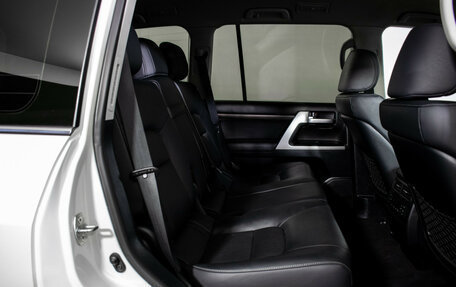 Toyota Land Cruiser 200, 2019 год, 7 290 000 рублей, 10 фотография