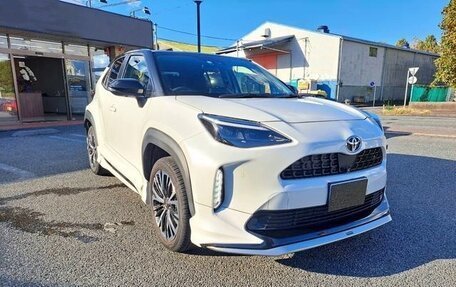 Toyota Yaris Cross, 2022 год, 1 382 000 рублей, 7 фотография