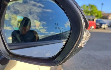 Toyota Yaris Cross, 2022 год, 1 382 000 рублей, 23 фотография