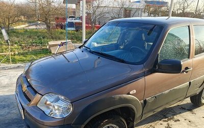 Chevrolet Niva I рестайлинг, 2018 год, 820 000 рублей, 1 фотография