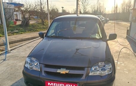 Chevrolet Niva I рестайлинг, 2018 год, 820 000 рублей, 8 фотография